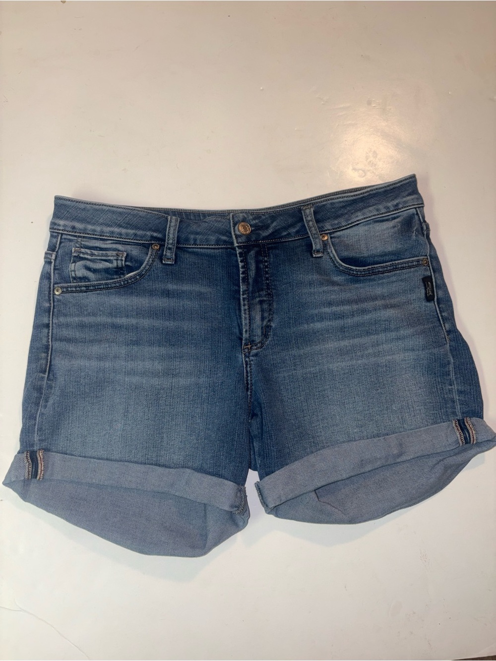 Silver Jeans Boyfriend Blue Denim Distressed Shorts Cuffed Women’s Size 30